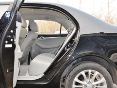 2015款 1.5L 手动 精英型