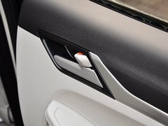 2015款 1.5L 手动 精英型