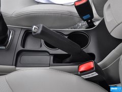 2015款 1.5L 手动 精英型