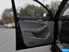 2015款 1.5L 手动 精英型