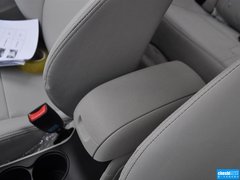 2015款 1.5L 手动 精英型