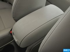 2015款 1.5L 手动 精英型