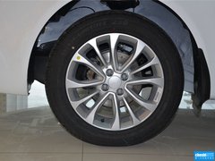 2015款 1.5L 手动 精英型