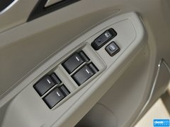 2015款 1.5L 手动 精英型