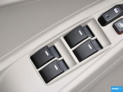 2015款 1.5L 手动 精英型