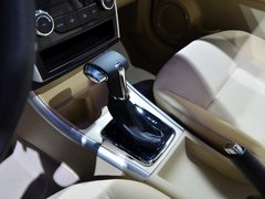 2015款 两厢 1.3L 手动 乐天天窗版