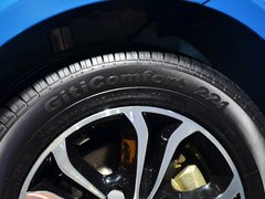 2015款 两厢 1.3L 手动 乐天天窗版