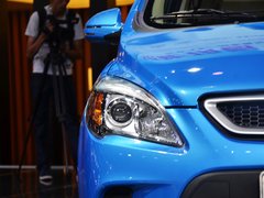 2015款 两厢 1.3L 手动 乐天天窗版