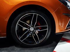 2015款 2.0T 自动 豪华版