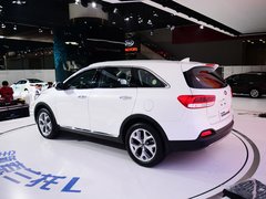 2015款 索兰托L 2.4L GDI 汽油4WD精英版 5座 国V