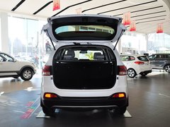 2015款 索兰托L 2.4L GDI 汽油4WD精英版 5座 国V