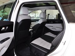 2015款 索兰托L 2.4L GDI 汽油4WD精英版 5座 国V