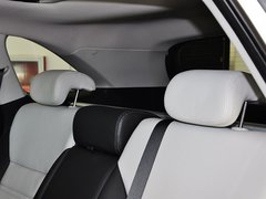 2015款 索兰托L 2.4L GDI 汽油4WD精英版 5座 国V