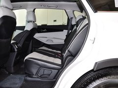 2015款 索兰托L 2.4L GDI 汽油4WD精英版 5座 国V