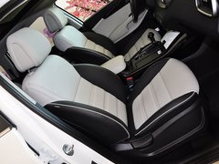 2015款 索兰托L 2.4L GDI 汽油4WD精英版 5座 国V
