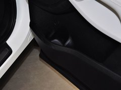 2015款 索兰托L 2.4L GDI 汽油4WD精英版 5座 国V
