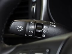2015款 索兰托L 2.4L GDI 汽油4WD精英版 5座 国V