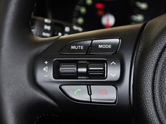 2015款 索兰托L 2.4L GDI 汽油4WD精英版 5座 国V