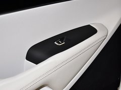 2015款 索兰托L 2.4L GDI 汽油4WD精英版 5座 国V