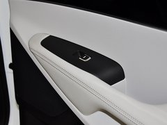 2015款 索兰托L 2.4L GDI 汽油4WD精英版 5座 国V