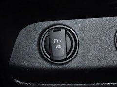 2015款 索兰托L 2.4L GDI 汽油4WD精英版 5座 国V