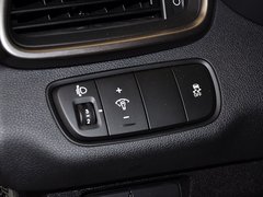 2015款 索兰托L 2.4L GDI 汽油4WD精英版 5座 国V