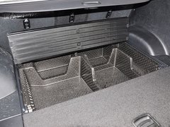 2015款 索兰托L 2.4L GDI 汽油4WD精英版 5座 国V