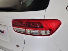2015款 索兰托L 2.4L GDI 汽油4WD精英版 5座 国V