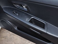 2015款 1.5L 自动 幸福版