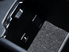 2015款 GLA 45 AMG 4MATIC 5座