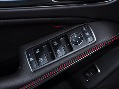 2015款 GLA 45 AMG 4MATIC 5座