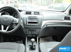 2015款 2.0T 自动豪华型