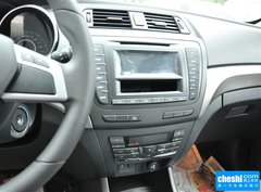 2015款 2.0T 自动豪华型