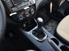 2015款 1.5L 手动 尊享型 5座