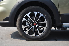 2015款 1.8T 手动 旗舰型 5座