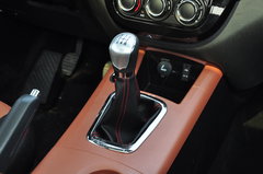 2015款 1.8T 手动 旗舰型 5座