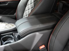 2015款 6.8T 极致版