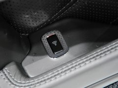 2015款 6.8T 极致版