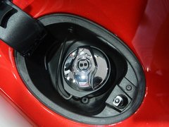 2015款 6.8T 极致版