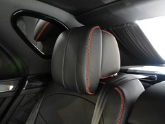 2015款 6.8T 极致版