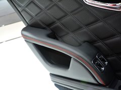 2015款 6.8T 极致版