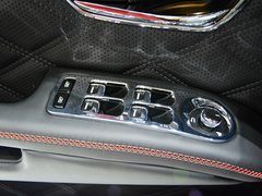 2015款 6.8T 极致版