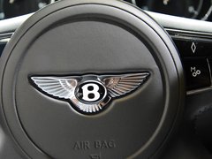 2015款 6.8T 极致版
