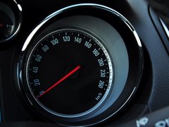2015款 1.6T 自动 领先技术型