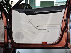2015款 330TSI DSG 豪华版
