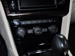 2015款 330TSI DSG 豪华版
