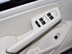 2015款 330TSI DSG 豪华版
