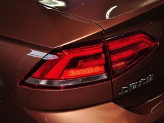 2015款 330TSI DSG 豪华版