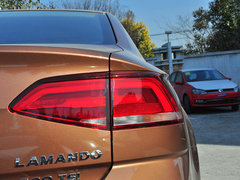 2015款 330TSI DSG 豪华版
