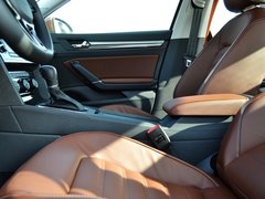 2015款 330TSI DSG 豪华版